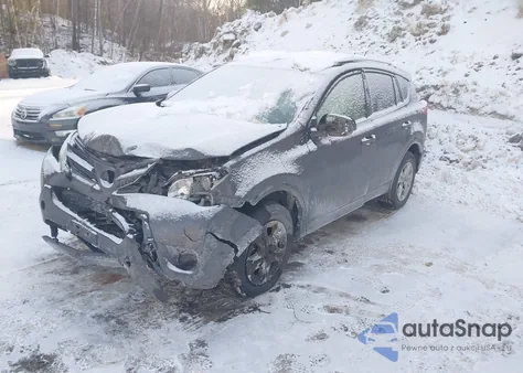 2014 Toyota Rav4 Le z USA, uszkodzony, nr VIN JTMBFREV4EJ008331